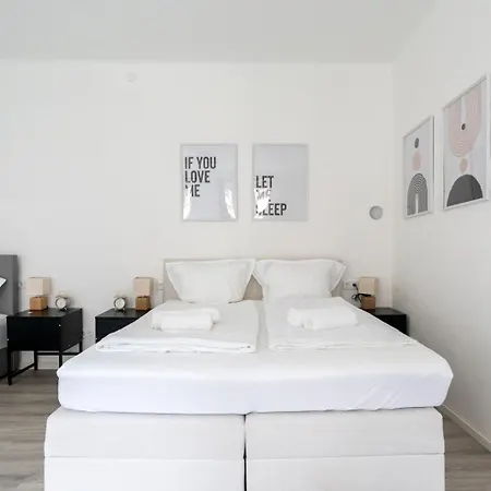 Coy Apartments Leoben - Stay Comfortable & Work Smart Buitenkant foto