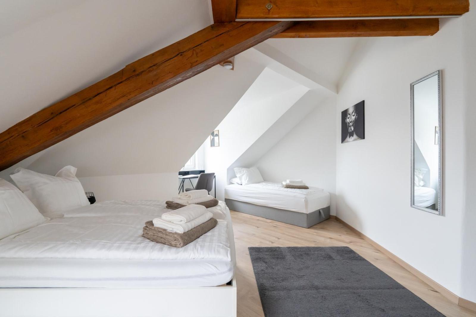 Apartment Coy Leoben - Comfortable & Work Smart *