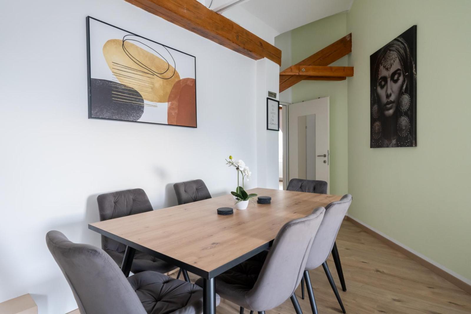 Coy Leoben - Comfortable & Work Smart Apartment Leoben (Styria)