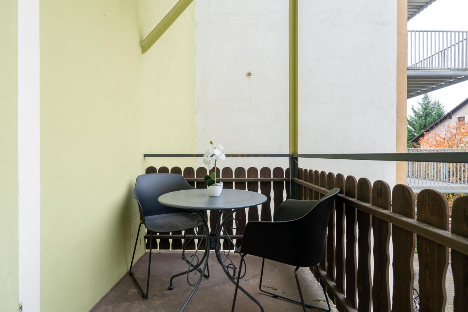 Coy Leoben - Comfortable & Work Smart *