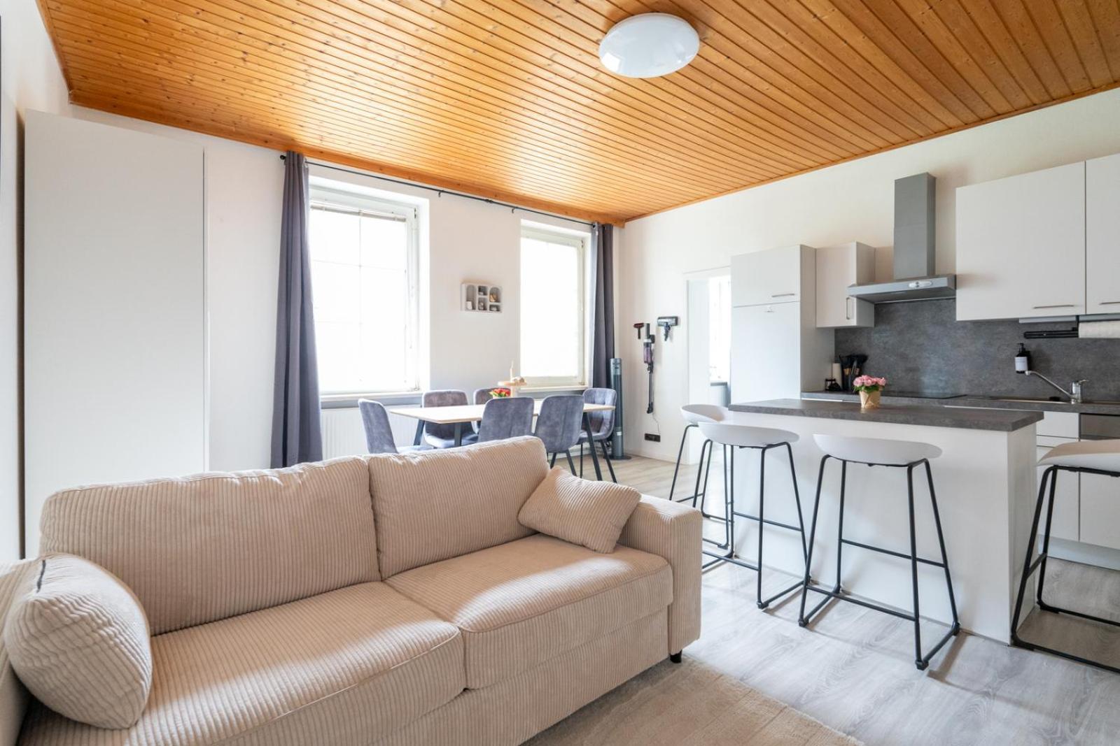 Apartment Coy Leoben - Comfortable & Work Smart *